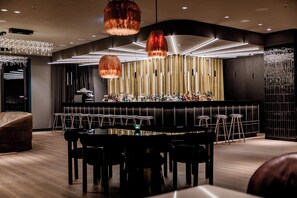 Bar (on property) - Motel One Berlin-Potsdamer Platz (Berlin)