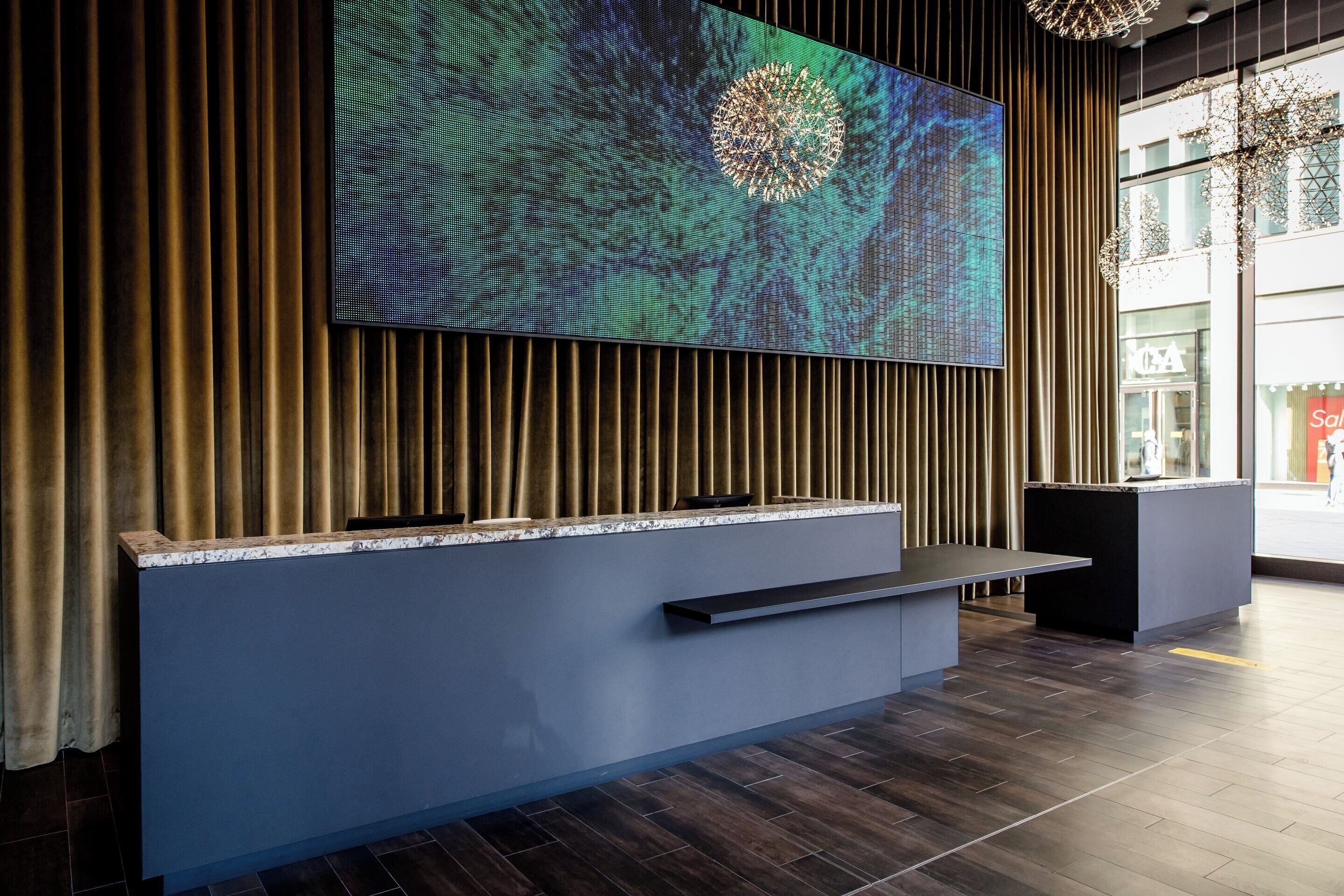 Photo - Motel One Berlin-Potsdamer Platz