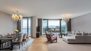 公寓, 6 间卧室, 海景 (Residential) | 起居区 | 电视、iPod 基座、玩具