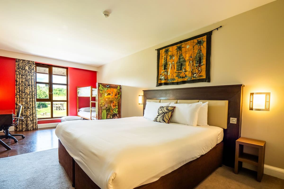 Safari King Family room with bunk beds & Wanyama view | In-room safe, desk, laptop workspace, iron/ironing board