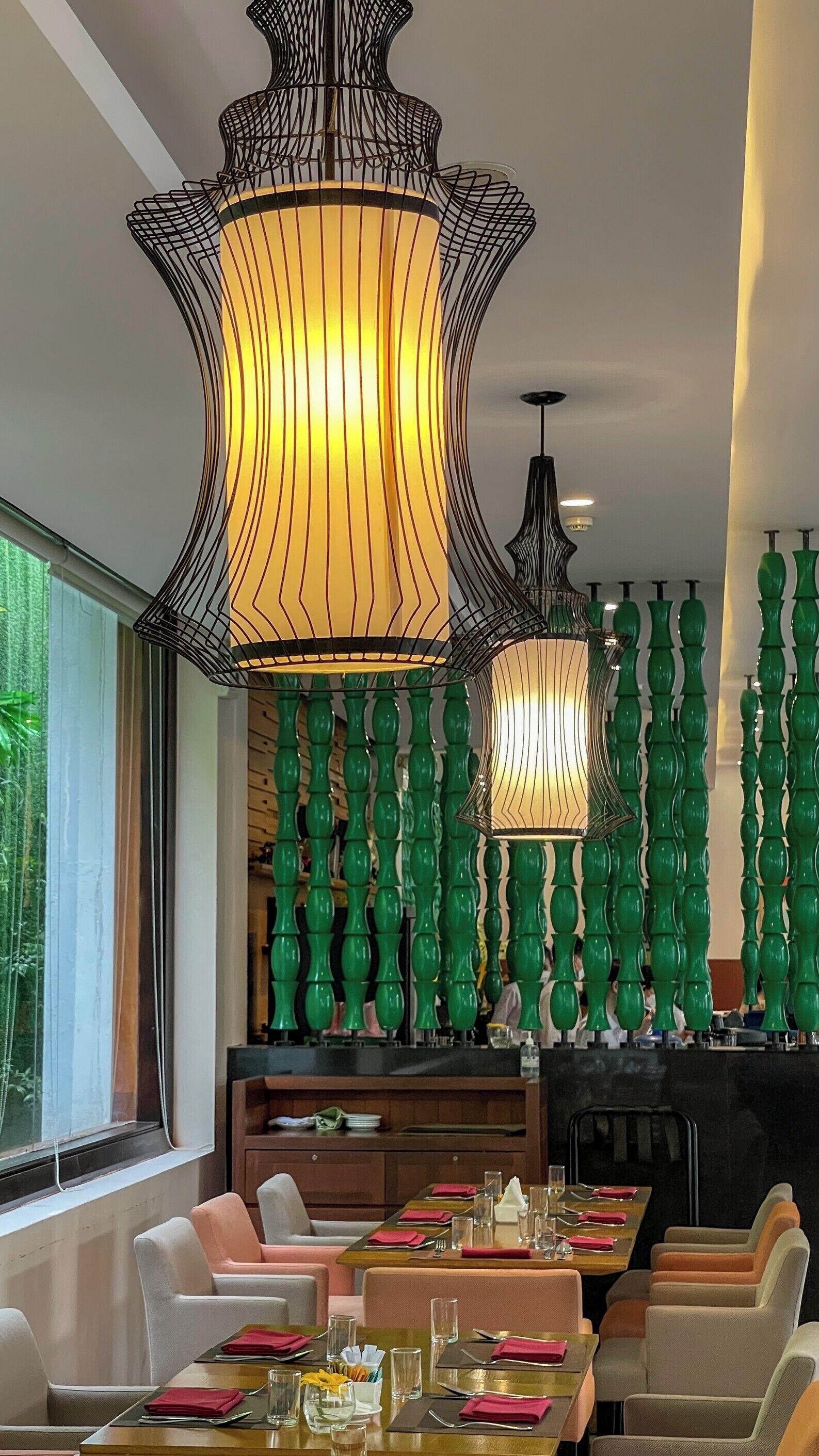 Daily buffet breakfast (USD 660000 per person)