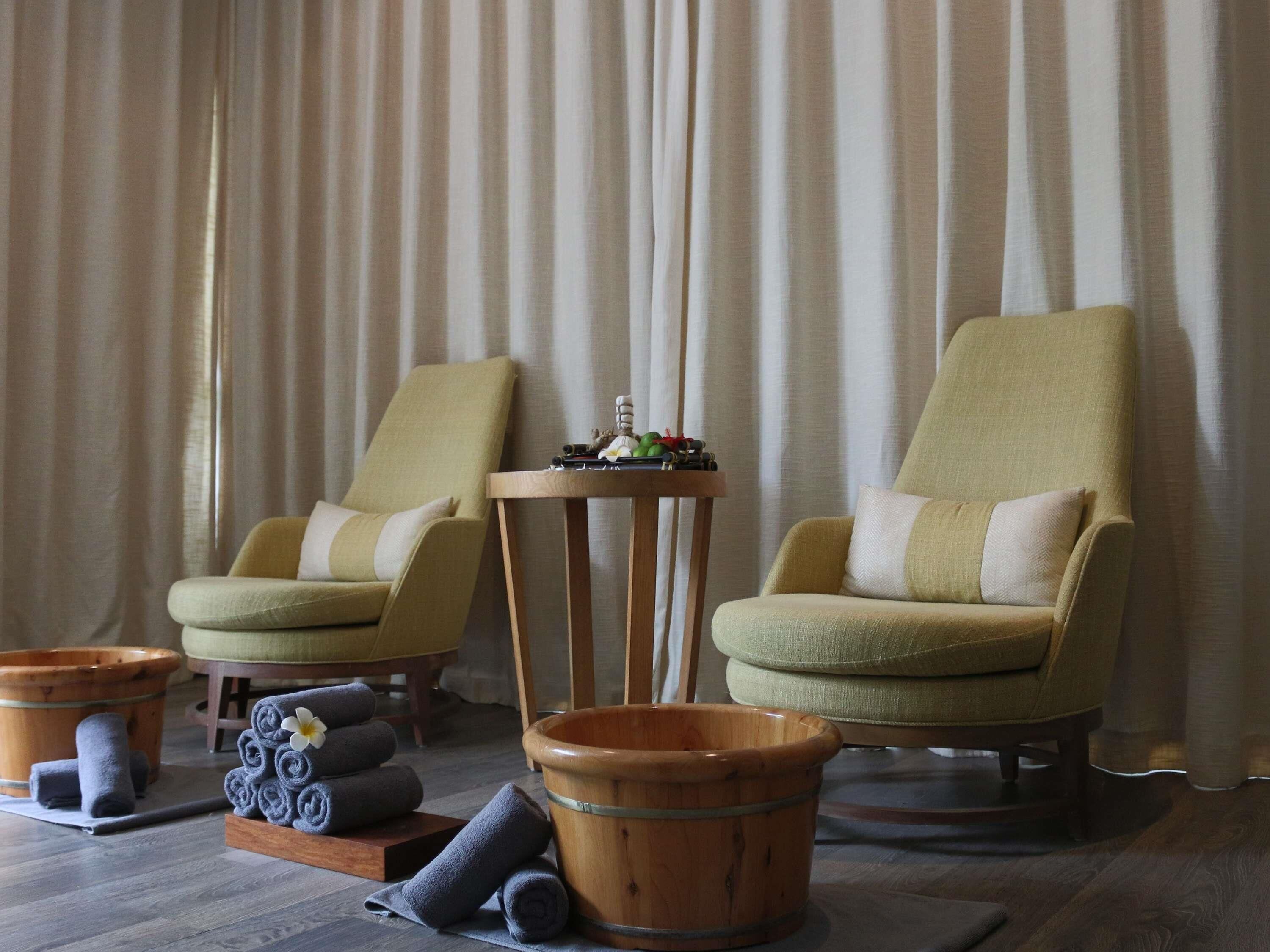 body treatments, body wraps, body scrubs, facials