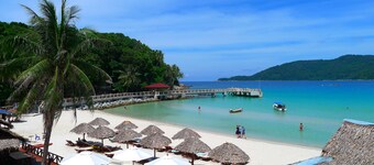 BuBu Long Beach Resort