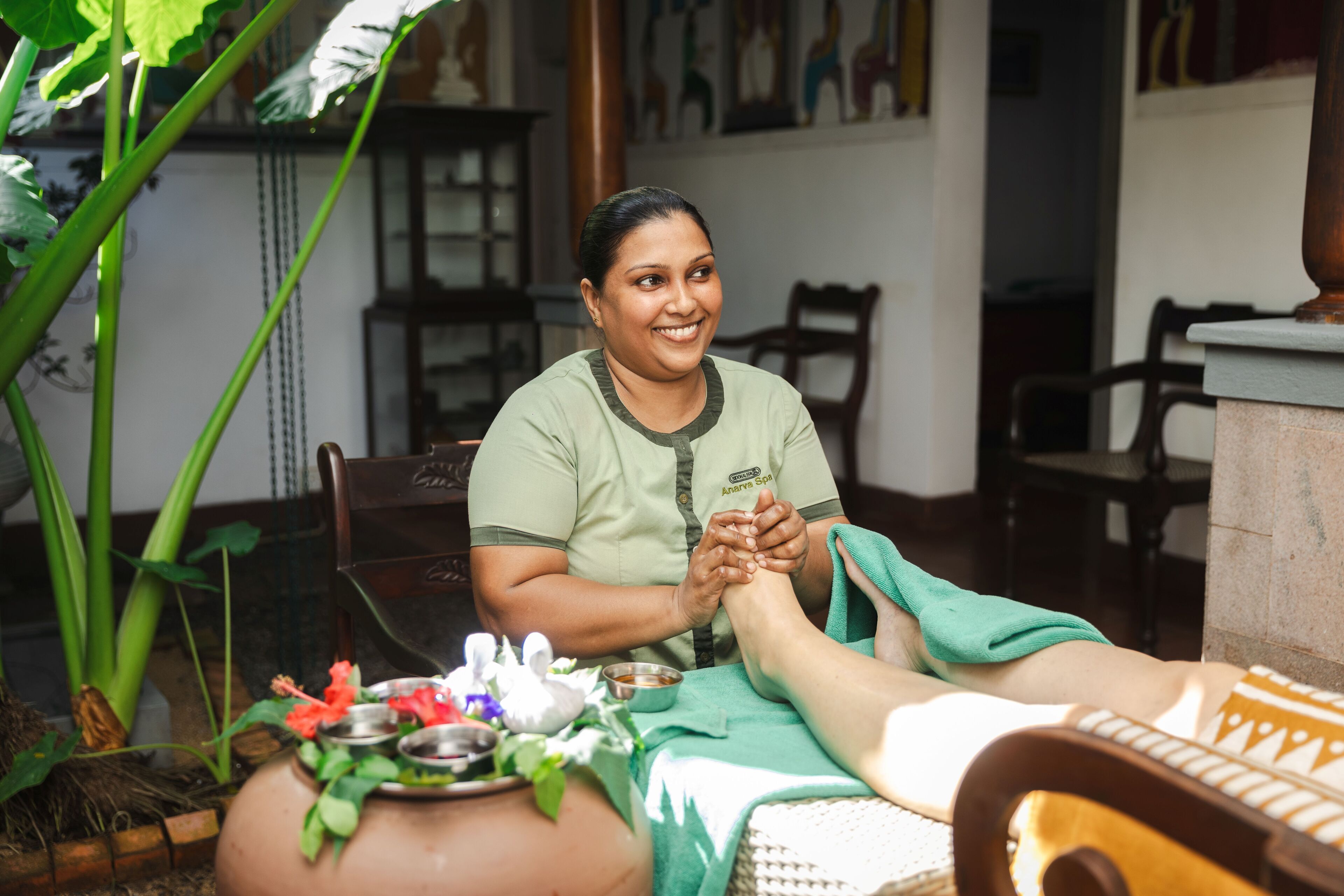 Sauna, hot tub, steam room, Turkish bath/hammam, body treatments