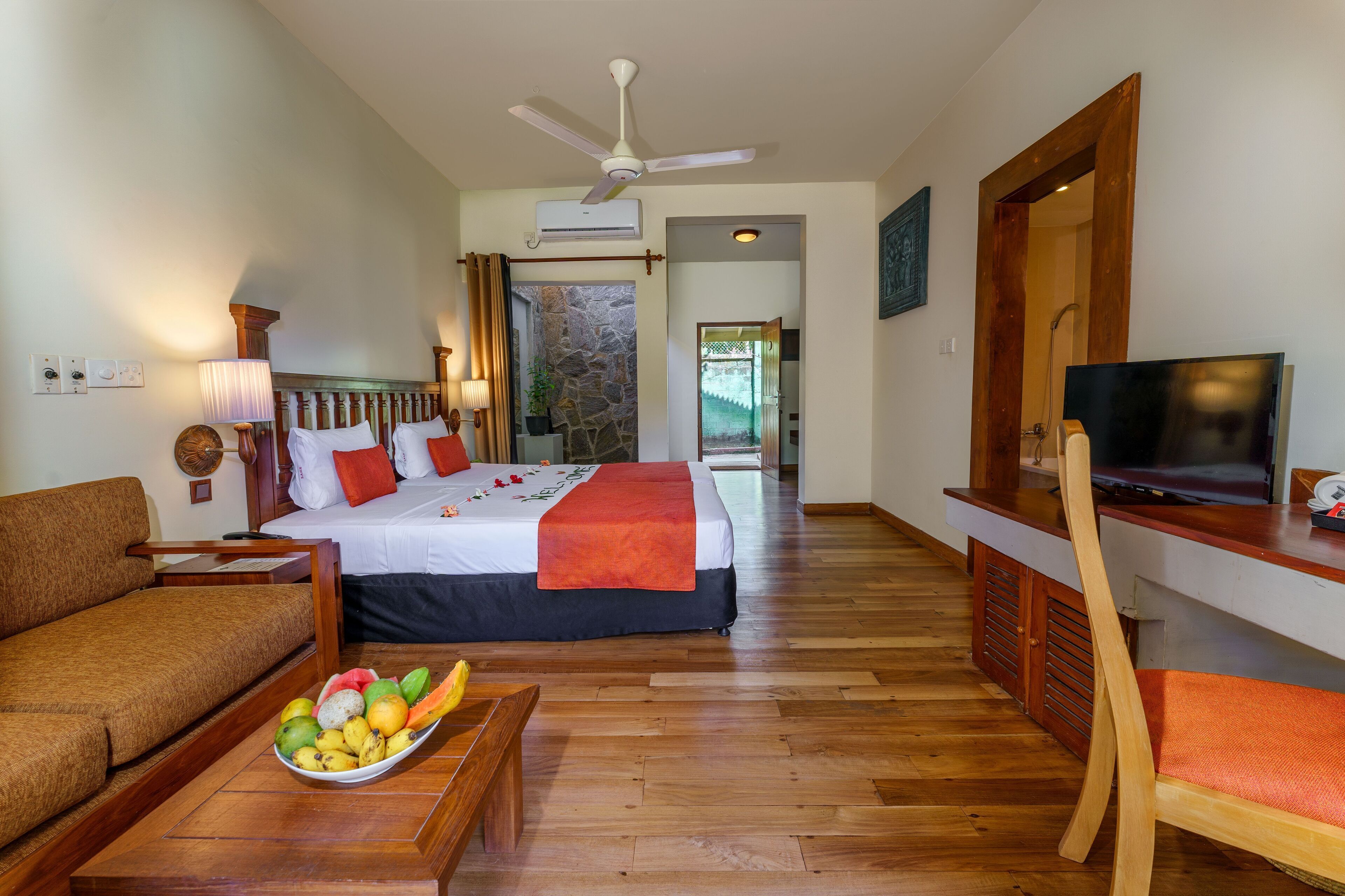 In-room safe, individually furnished, desk, iron/ironing board