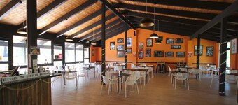 เมลาเลอกา ลอดจ์