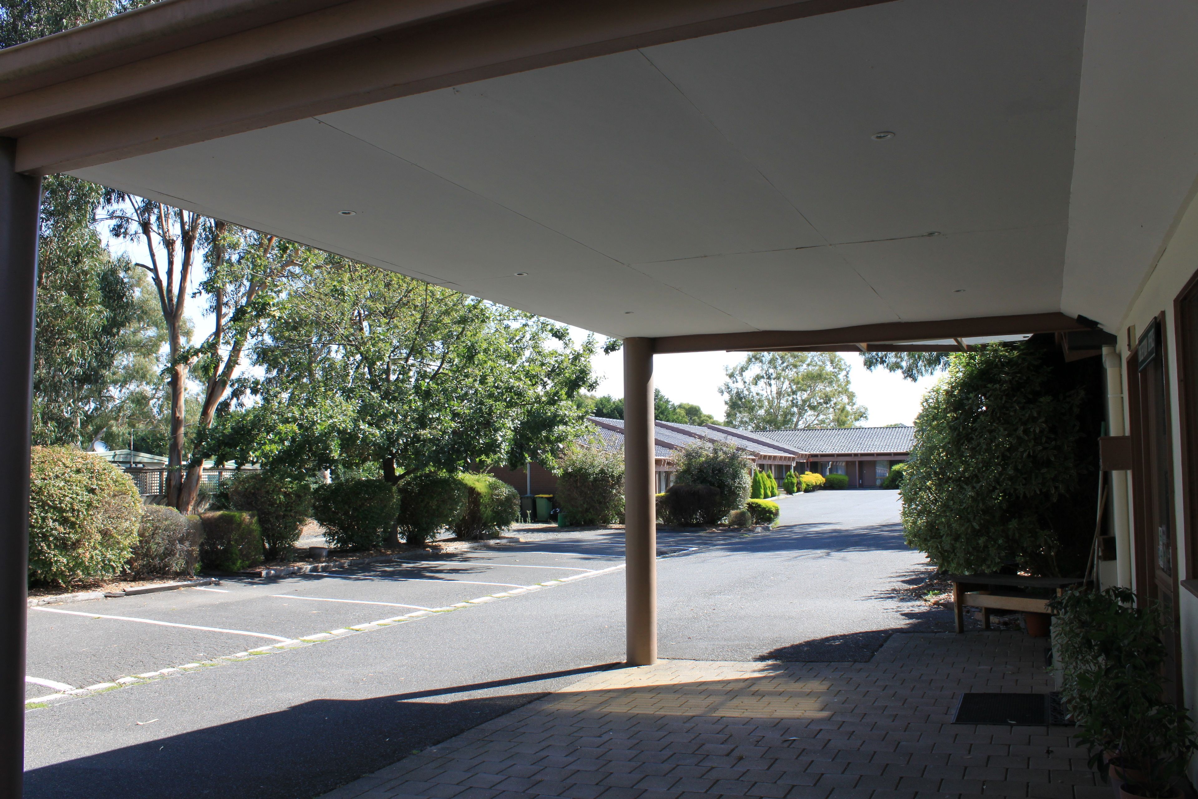 Pintu masuk hartanah