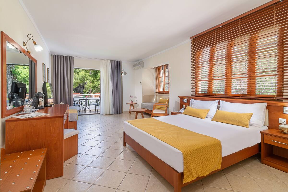 junior suite | free wifi, bed sheets