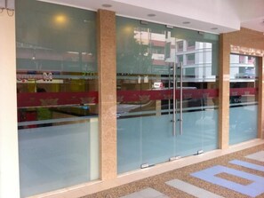 Overnatningsstedets indgangsparti