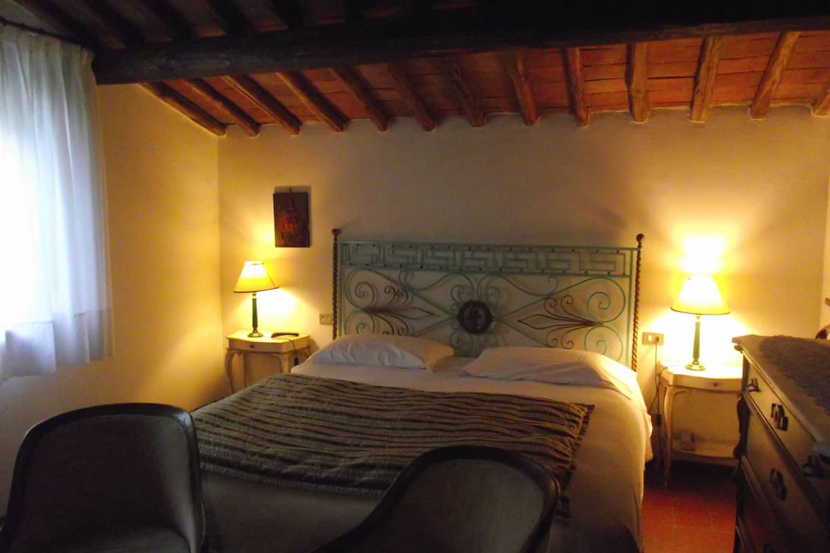 double room | minibar, desk, soundproofing, free cots/infant beds