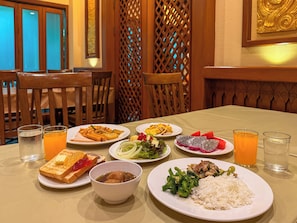 Servizio di pranzo e cena