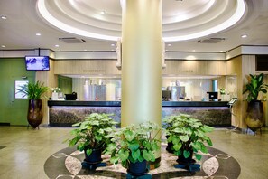 Terrace/patio - Golden Beach Hotel Pattaya (Pattaya)