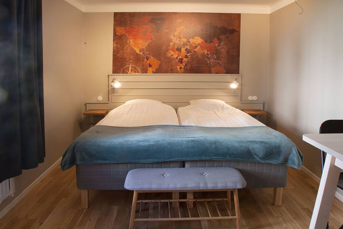 Standard Double or Twin Room, Private Bathroom (Pets not allowed) | Desk, blackout drapes, iron/ironing board (on request), WiFi (free)