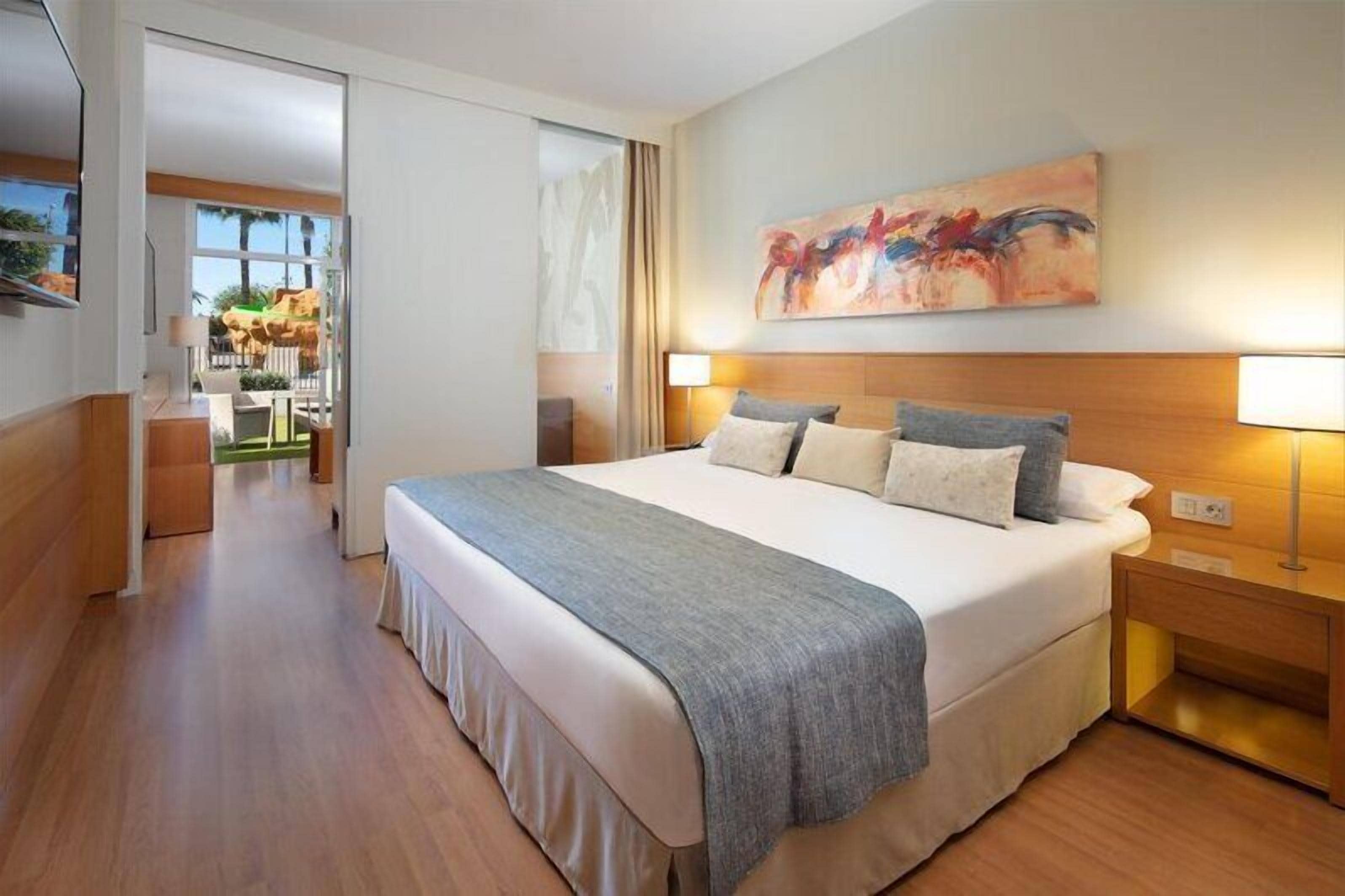 Biancheria da letto di alta qualità, copriletto in piuma, minibar