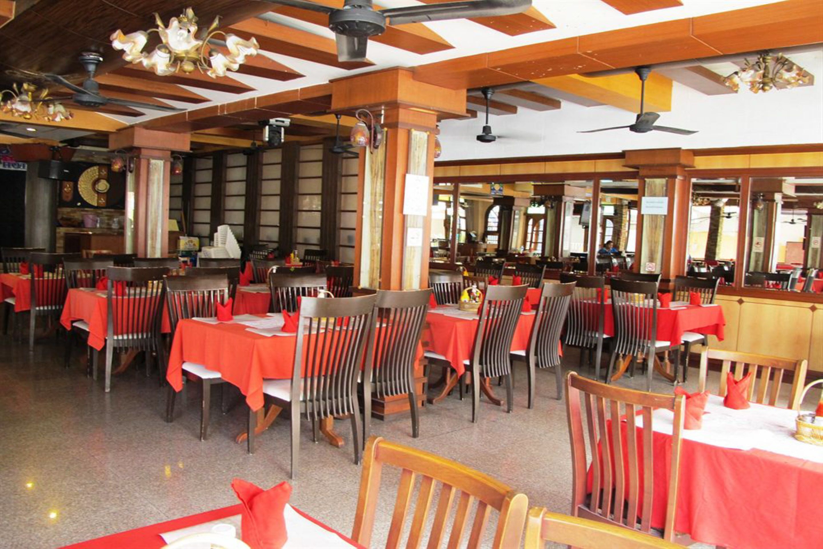 Bữa sáng nấu theo yêu cầu hàng ngày (130 THB/mỗi người) 