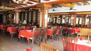 Bữa sáng nấu theo yêu cầu hàng ngày (130 THB/mỗi người)