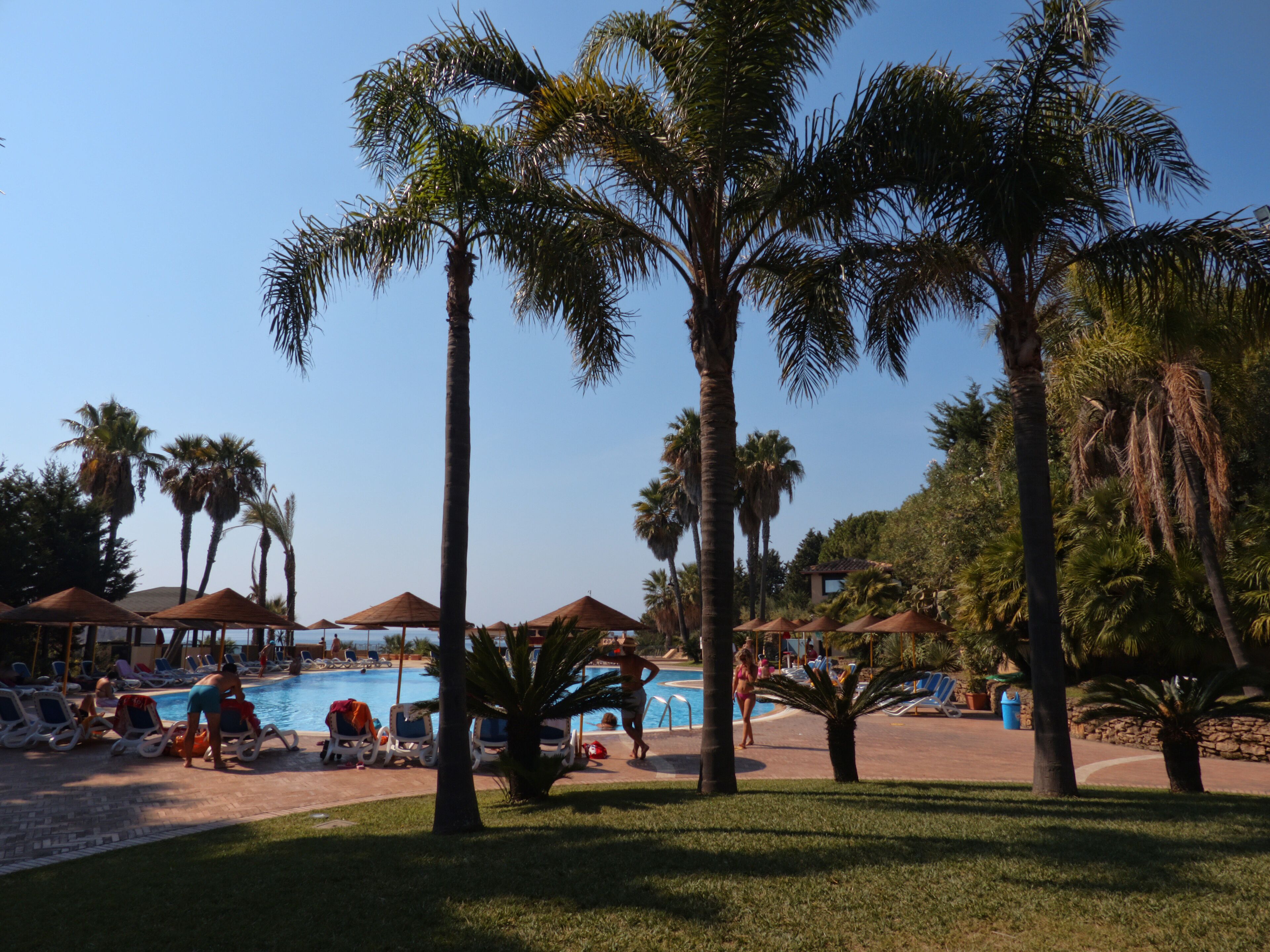 Piscina coperta, piscina all'aperto