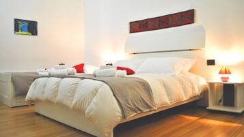 Premium bedding, down comforters, minibar, individually decorated