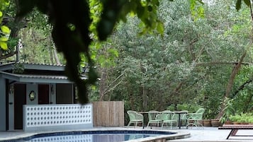 Outdoor pool, pool umbrellas