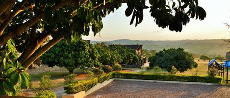 Enceinte de lâhĂ©bergement