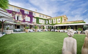 Property grounds - La Bastide Saint Antoine (Grasse)