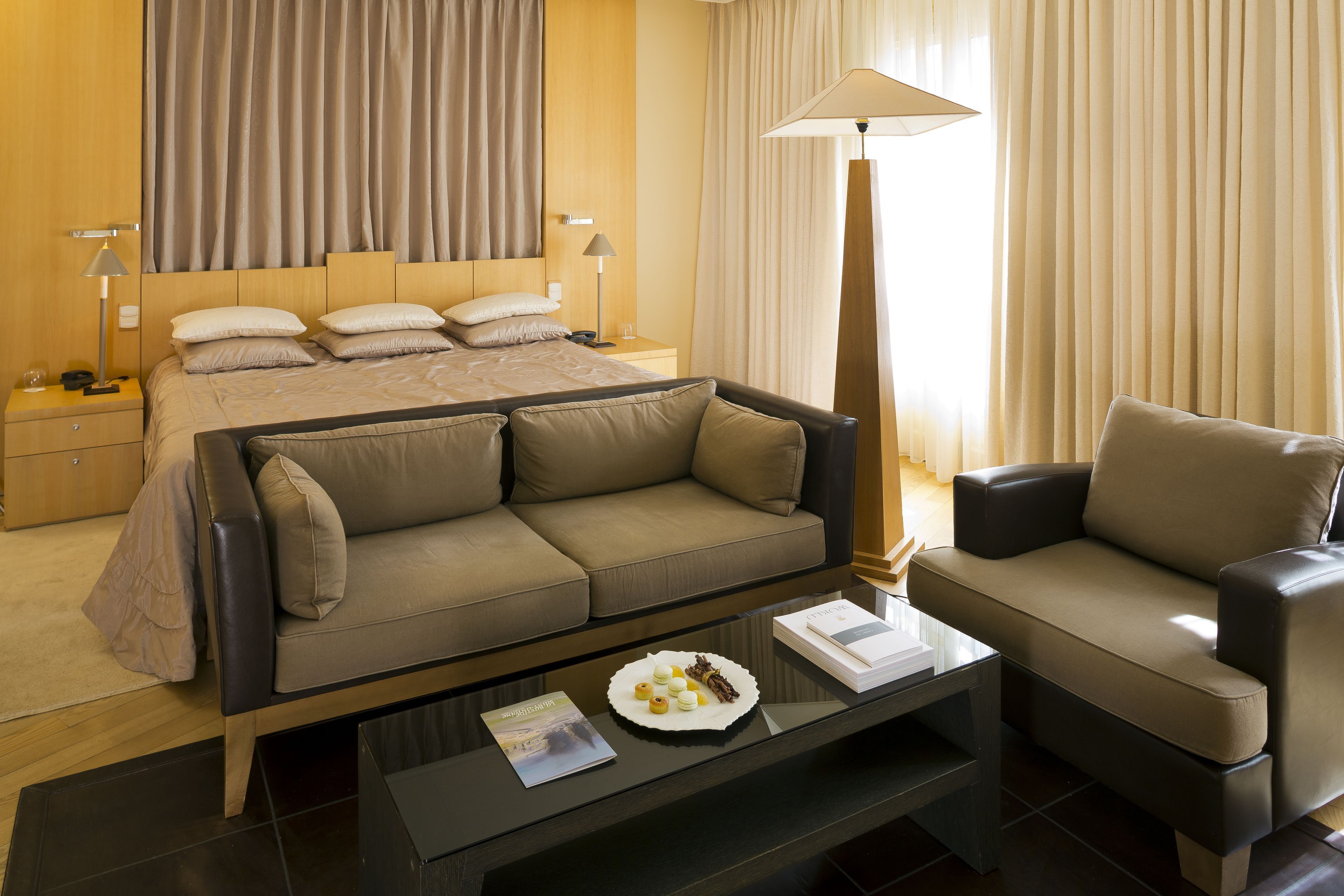 Minibar, in-room safe, desk, soundproofing