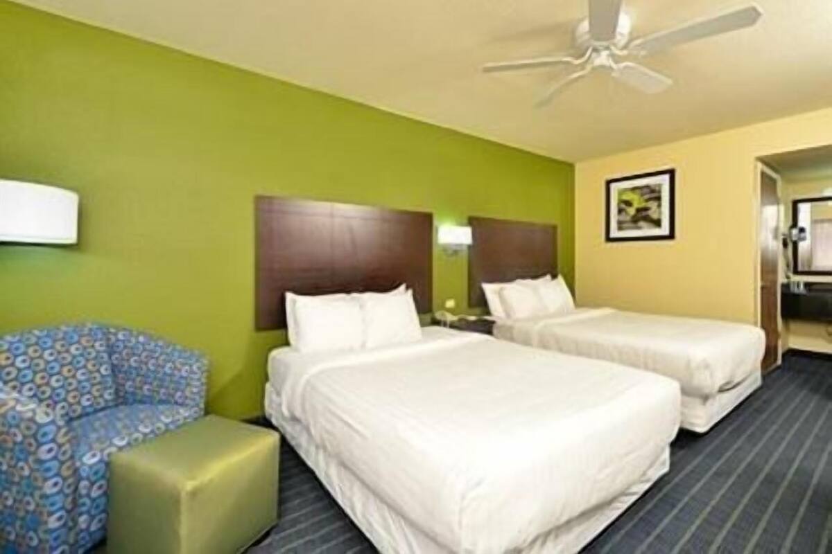 Desk, iron/ironing board, free cots/infant beds, free WiFi