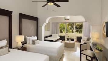 Minibar, in-room safe, individually decorated, individually furnished