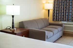 Laptop workspace, iron/ironing board, free WiFi, bed sheets