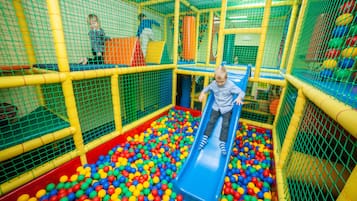 Children’s play area – indoor
