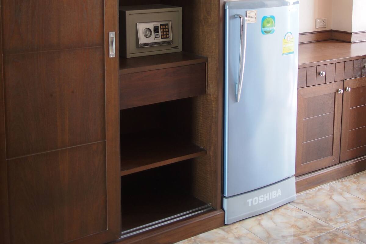 Kamar Deluks | Fasilitas kamar