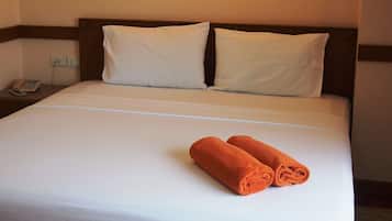 Deluxe Room | Minibar, in-room safe, free WiFi