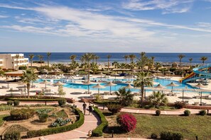 2 outdoor pools, pool umbrellas, sun loungers - Bliss Nada Beach Resort (Marsa Alam)