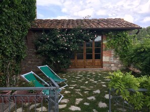Superior Cottage, 1 King Bed, Pool View, Poolside | Terrace/patio