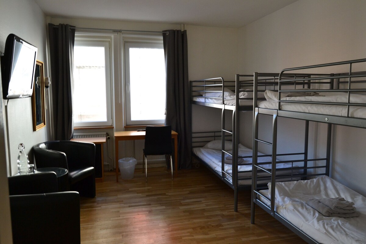 Literie de qualité supérieure, minibar, fer et planche à repasser