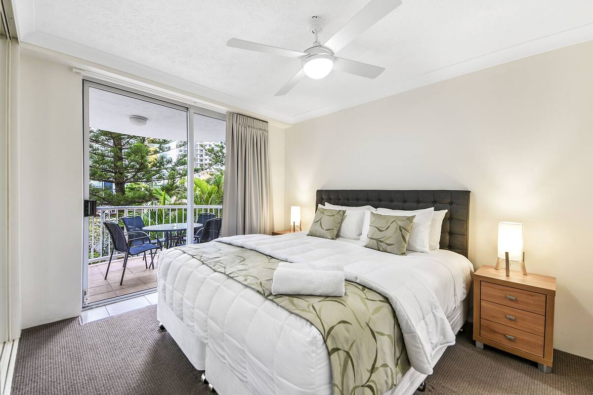 1 bedroom, in-room safe, iron/ironing board, cots/infant beds