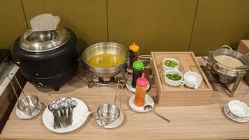 Daily breakfast for a fee