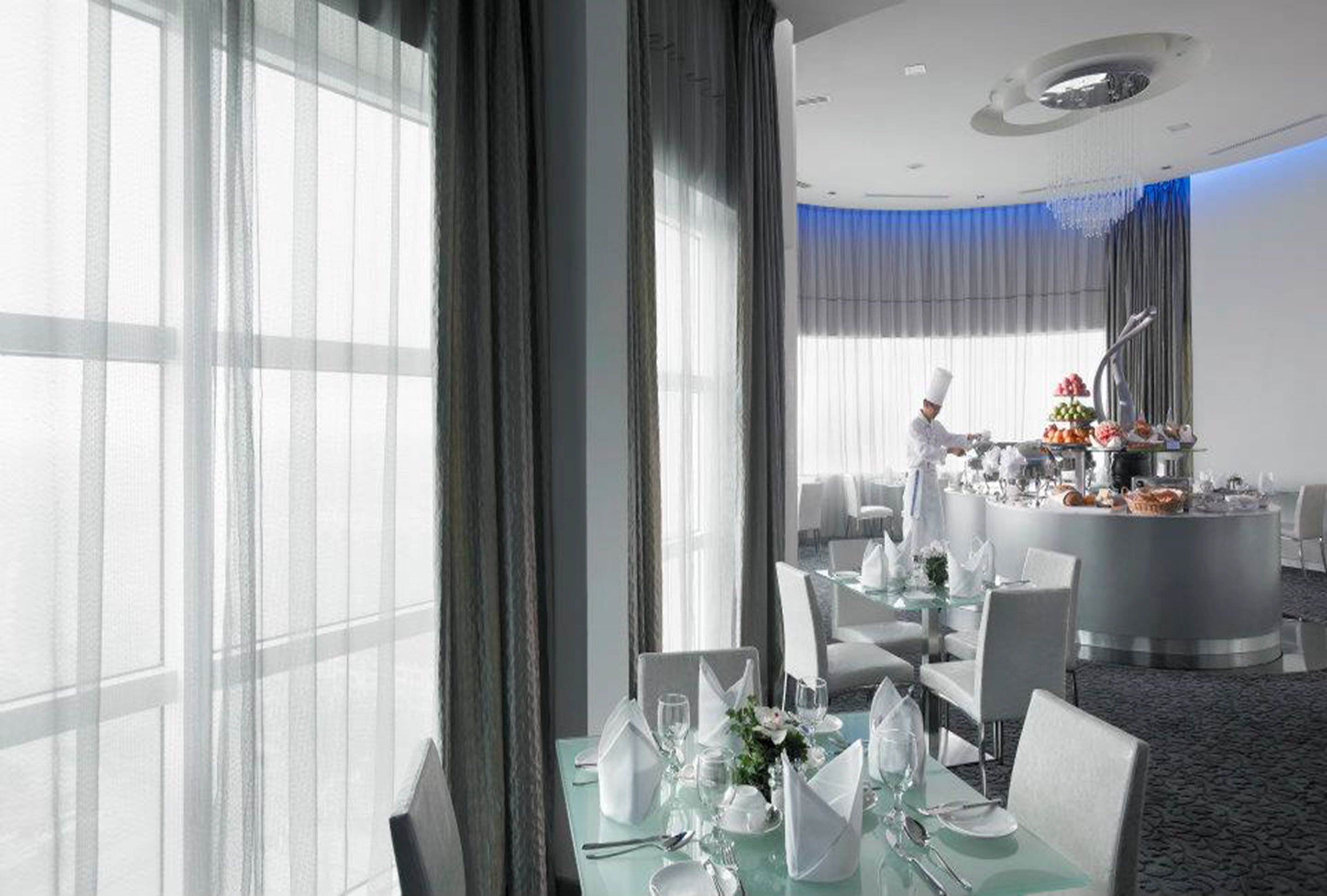 breakfast, lunch, dinner served; al fresco dining