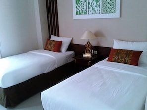 Superior Room | Minibar, desk, free WiFi