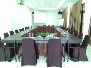 Meeting facility - Hotel Bandara Syariah (Natar)