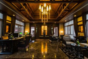 로비 좌석 공간