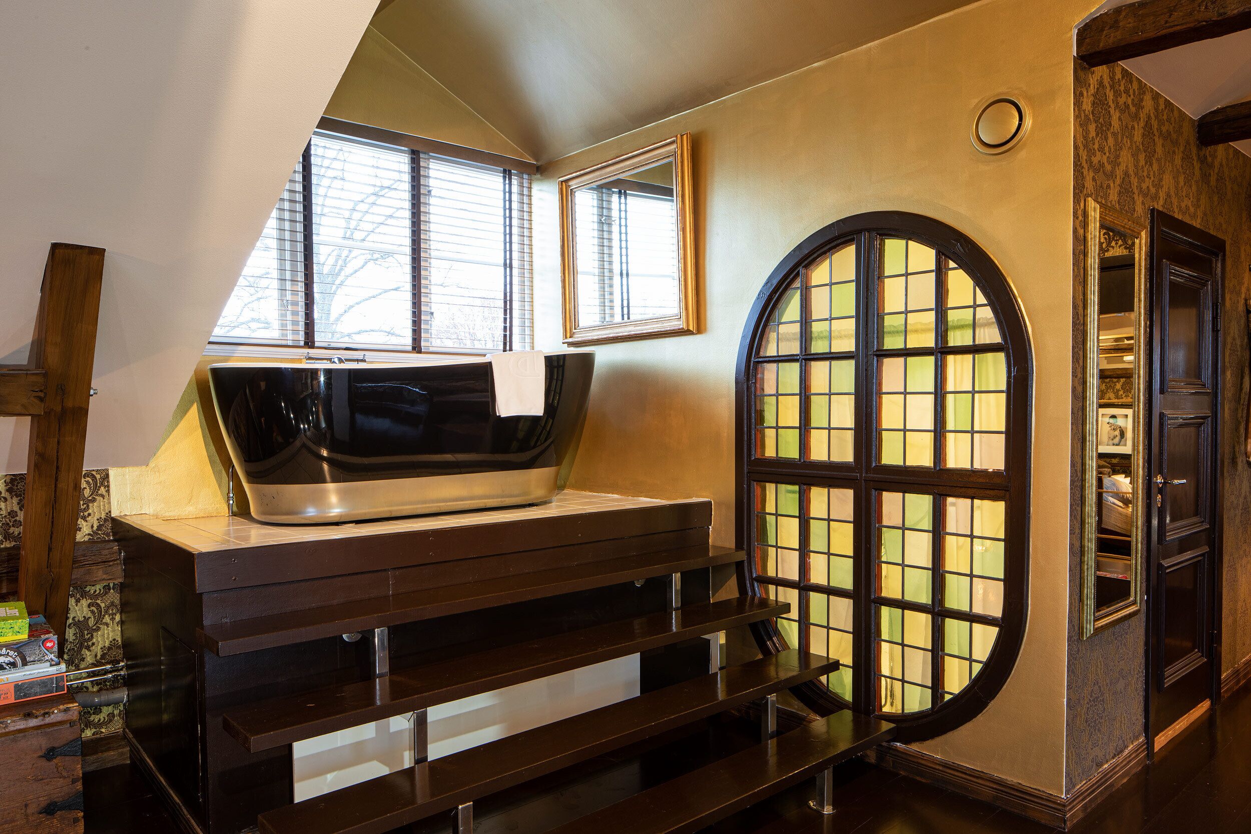 family suite | bathroom | free toiletries, hair dryer, bathrobes, slippers