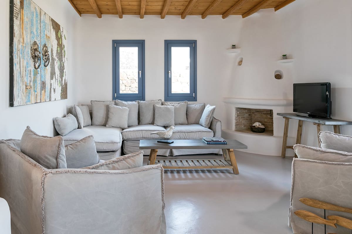 Villa, 4 Bedrooms, Private Pool, Sea View | Living room