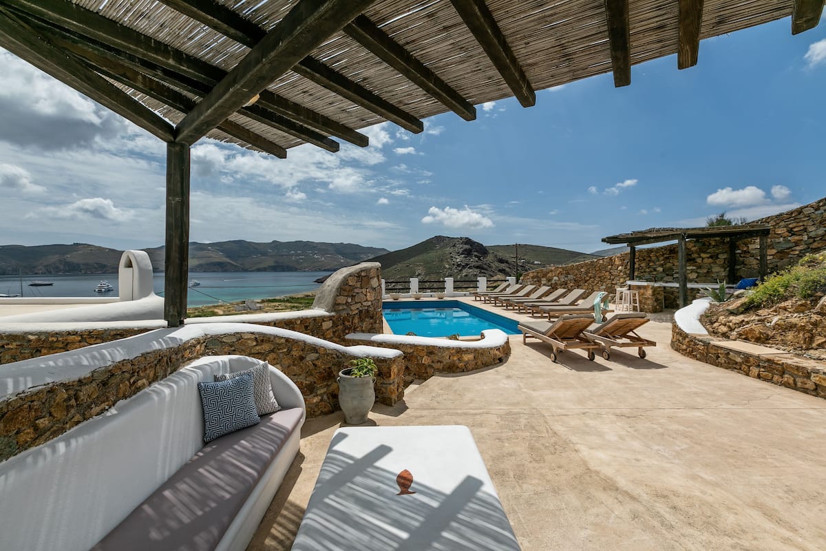 Villa, 2 Bedrooms, Sea View (Sharing Pool) | 1 bedroom, premium bedding, in-room safe, individually decorated