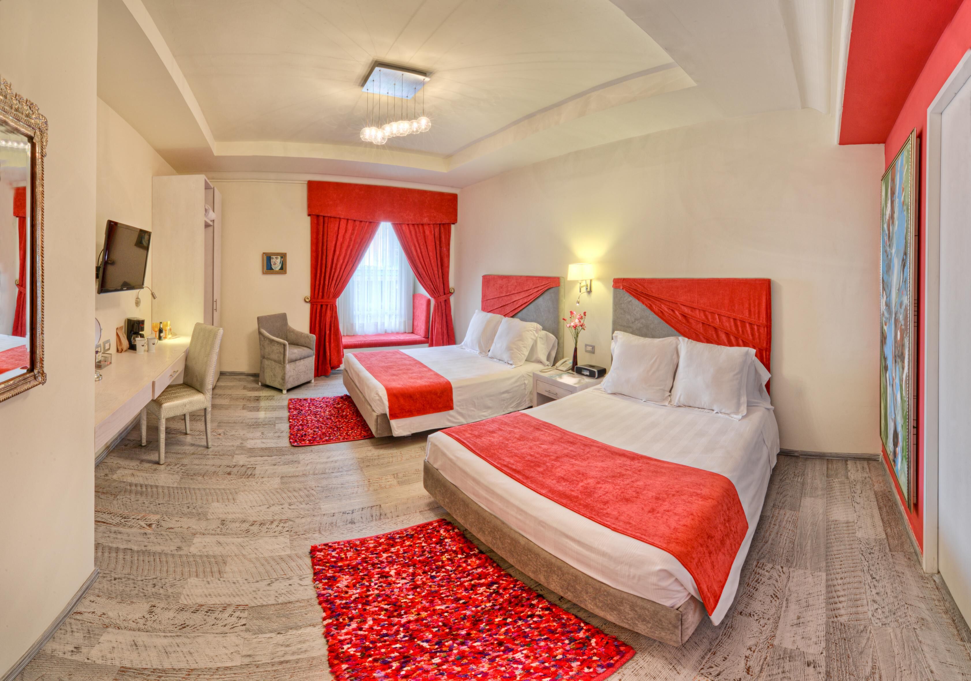 Ropa de cama de alta calidad y minibar 