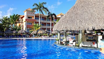 4 bars/lounges, 4 poolside bars, swim-up bar