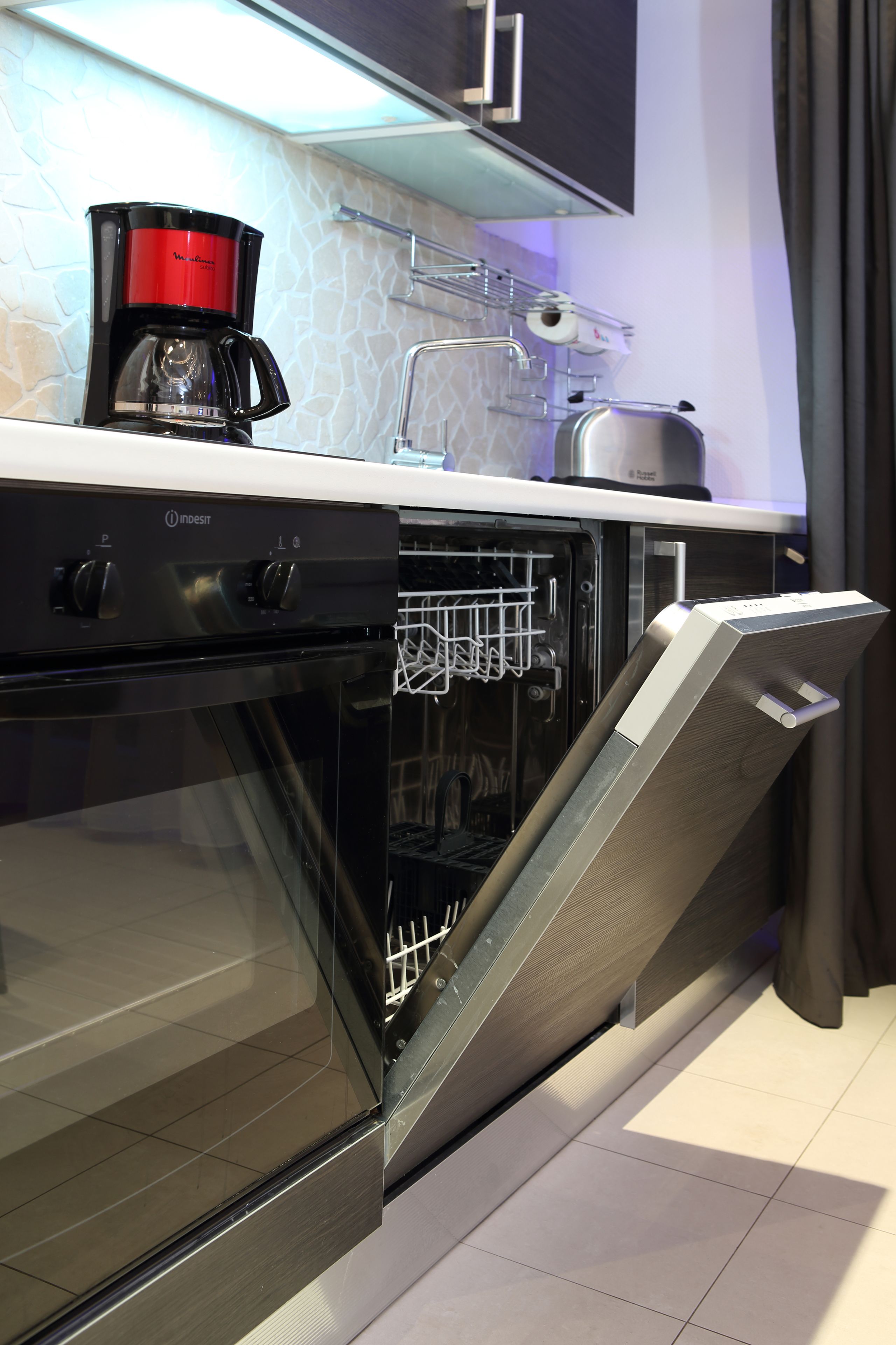 Deluxe Apartment, 2 Bedrooms | Private kitchen | Fridge, microwave, coffee/tea maker, electric kettle