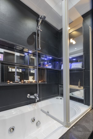 Executive-Apartment, 2 Schlafzimmer | Whirlwanne. The Queen Luxury Apartments - Villa Giada