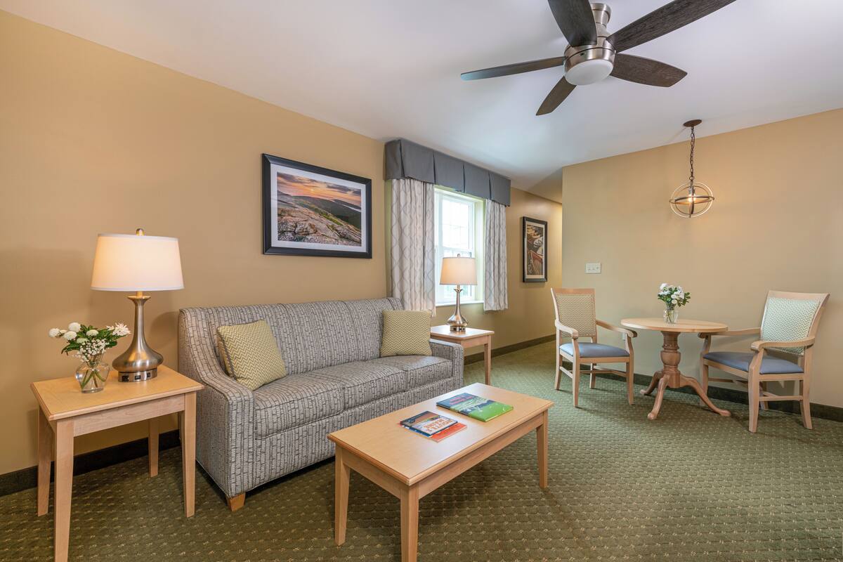 accessible king suite | 1 bedroom, pillow-top beds, in-room safe, blackout curtains