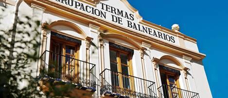 Voorkant van accommodatie